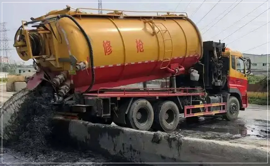 扎赉特沉淀池清理案例